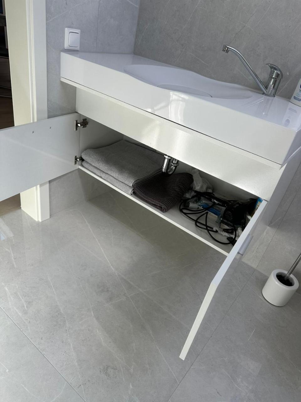 Grosse Ferienwohnung Gaestehaus Neubau Merzig 120M2 Kültér fotó